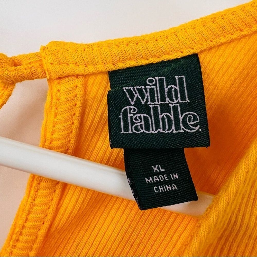 Wild Fable Women's Open Back Strap Closure‎ Yellow Crop-Top Size XL - Picture 3 of 5